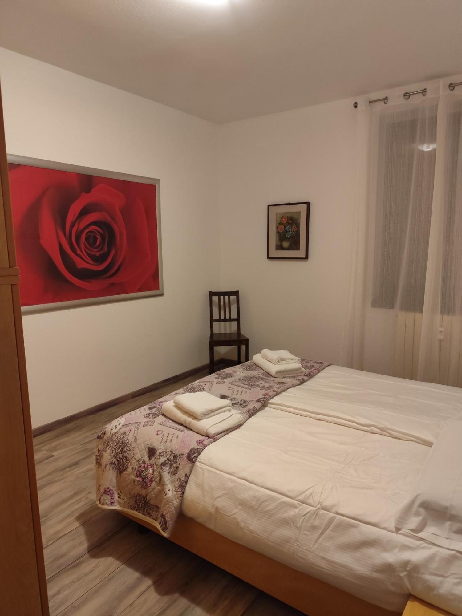Casa Sofie E Charlotte Apartman Varenna Kültér fotó